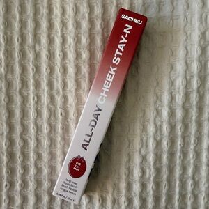 NIB sacheu all day cheeks day – N i’m Hot